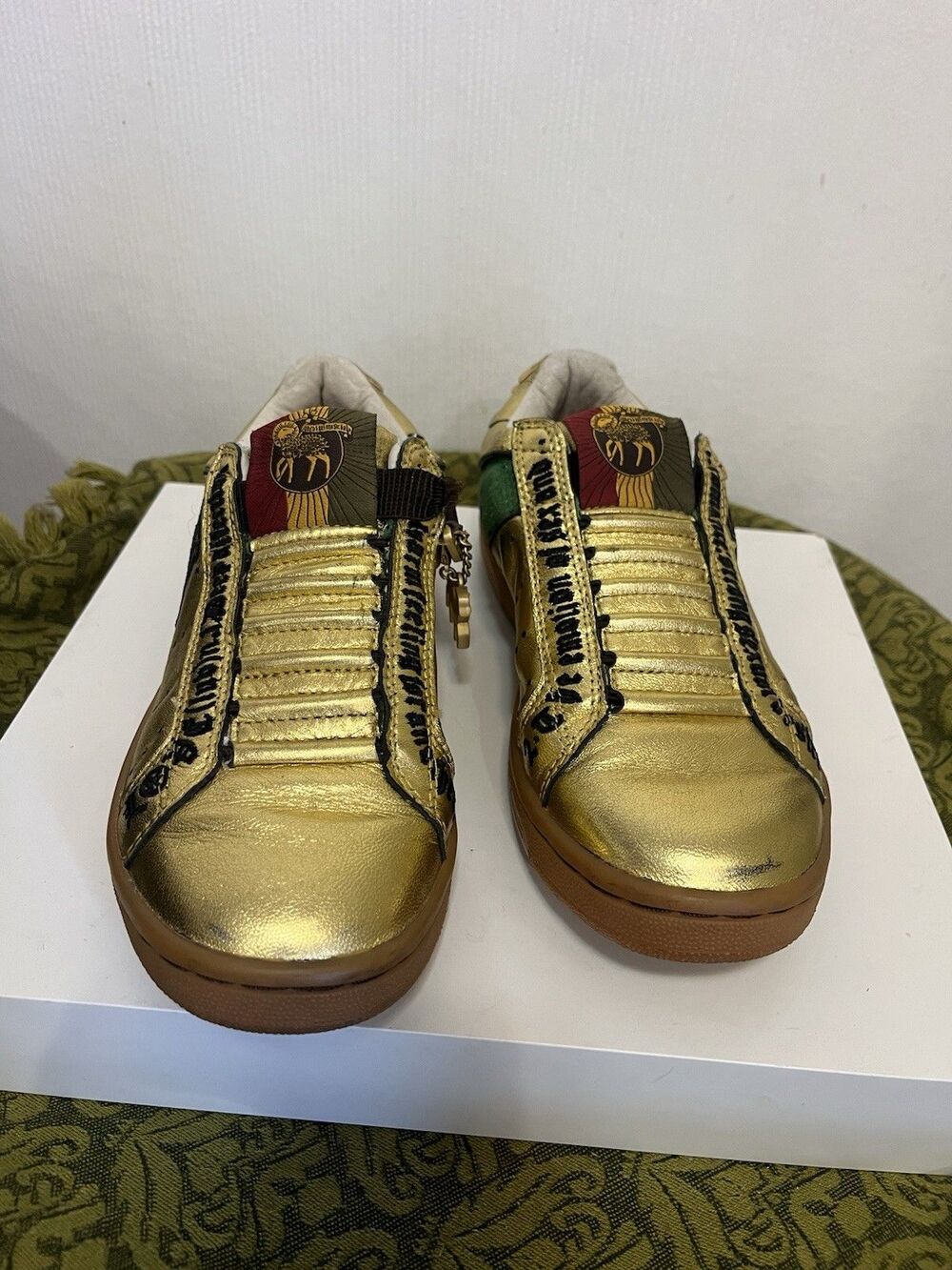 L.A.M.B. Metallic Gold Gwen Stefani Women's Trainers Sneakers Size US 6